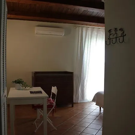 Rosa Dei Venti فندق مبيت وإفطار كالتاجيروني